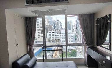 For sale 1 bed condo in Khlong Toei, Bangkok