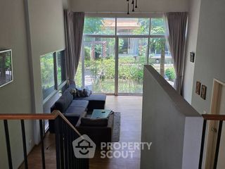 For rent and for sale 3 bedrooms townhouse in Khan Na Yao, Bangkok