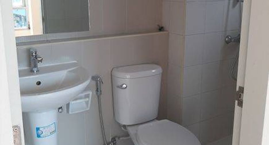 Wohnung zum Kauf mit 2 Zimmer in Huai Khwang, Bangkok