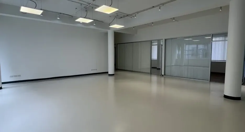 For rent office in Bang Rak, Bangkok