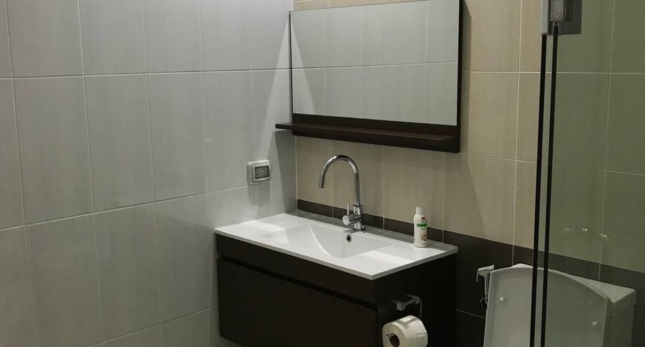 Condo en venta de 2 habitaciones 