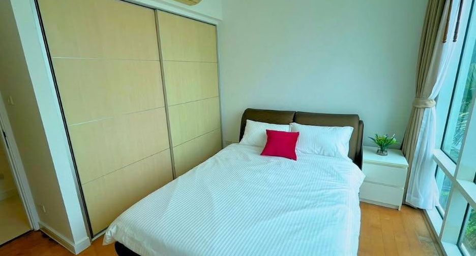For sale 2 ベッドルーム condo in Khlong Toei, Bangkok