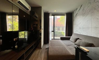 Wohnung zum Kauf mit 1 Zimmer in Khlong Toei, Bangkok