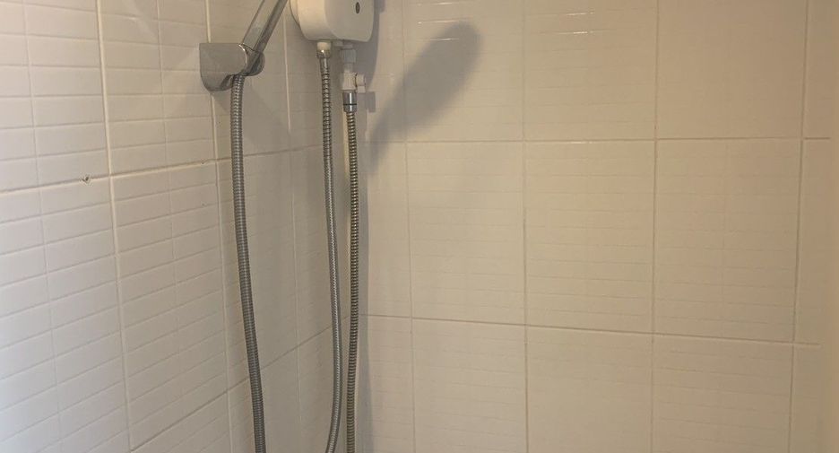 For sale スタジオ condo in Bang Phli, Samut Prakan