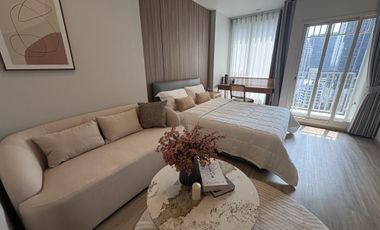 Wohnung zur Miete mit Studio in Khlong Toei, Bangkok