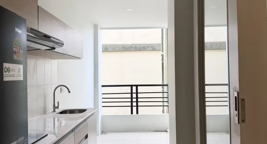For sale 1 bed condo in Mueang Phuket, Phuket