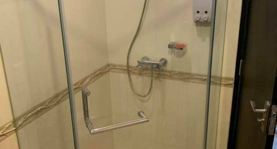 Wohnung zur Miete mit 2 Zimmer in Pathum Wan, Bangkok