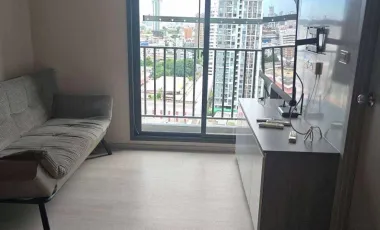 À louer 2 chambres condo à Bang Phlat, Bangkok