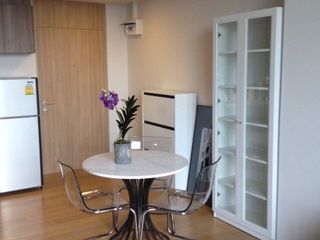 For rent 1 bed condo in Phaya Thai, Bangkok
