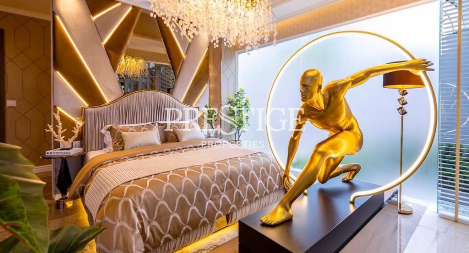 For sale 3 bedrooms condo in Pratumnak, Pattaya