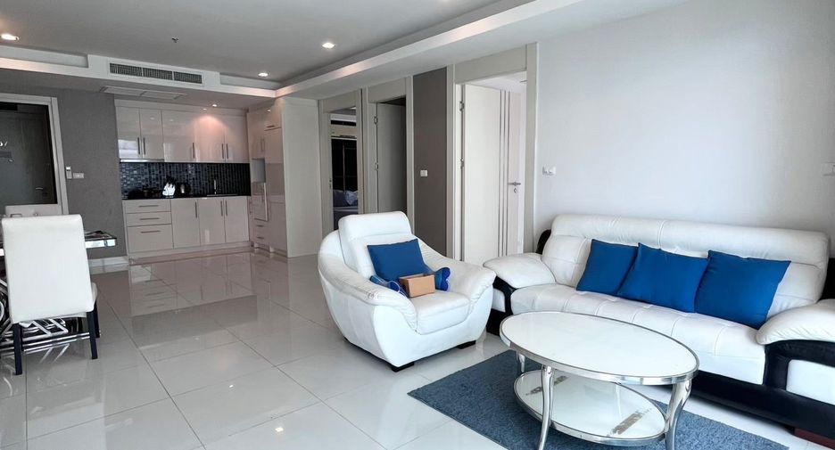 For rent 2 bedrooms condo in Pratumnak, Pattaya