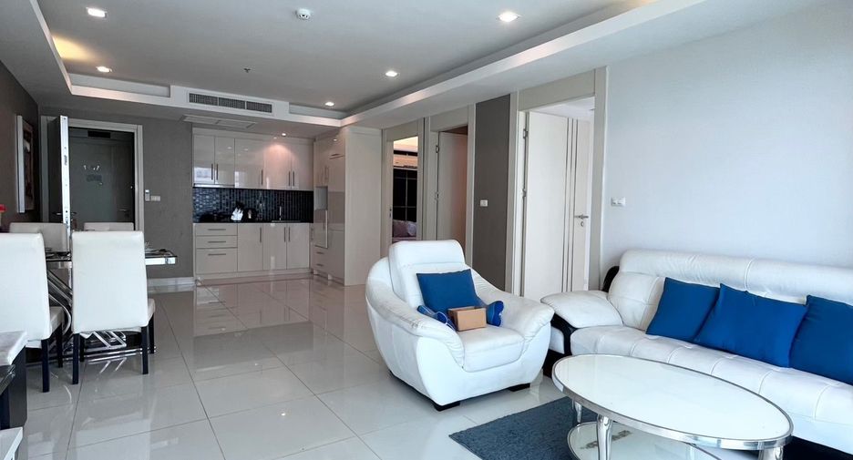 For rent 2 bedrooms condo in Pratumnak, Pattaya