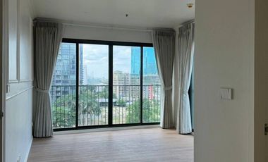 For sale 1 bed condo in Watthana, Bangkok
