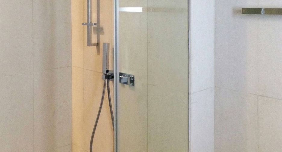 Condo en venta de 2 habitaciones en Bang Rak, Bangkok