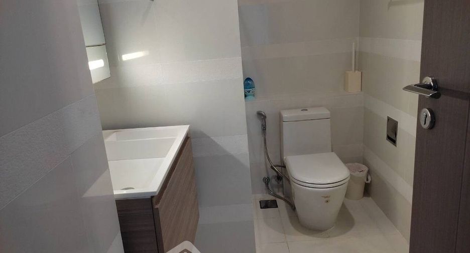 À vendre 1 chambre condo à Khlong Toei, Bangkok