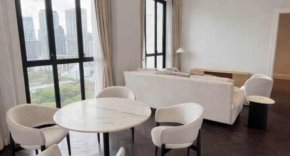 À vendre 2 chambres condo à Pathum Wan, Bangkok