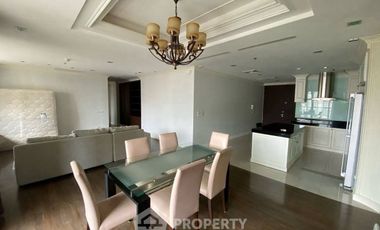 For sale 2 ベッドルーム condo in Khlong Toei, Bangkok