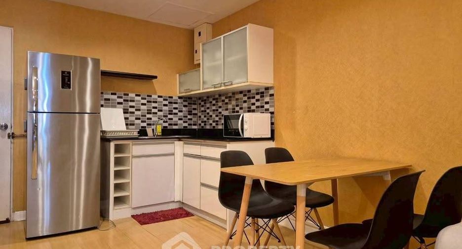 For rent 1 Beds condo in Bang Rak, Bangkok