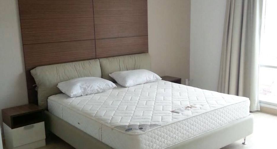 Wohnung zur Miete mit 1 Zimmer in Bang Rak, Bangkok