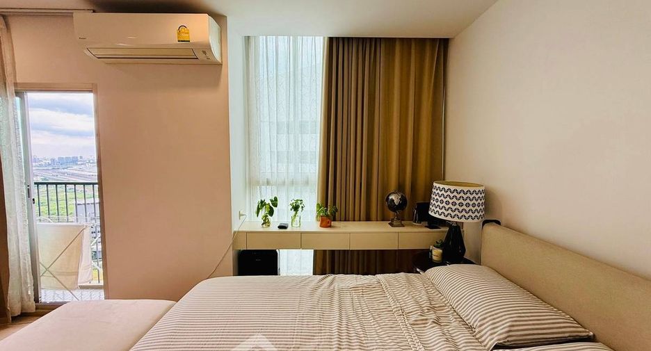 Condo en alquiler de 2 habitaciones en Huai Khwang, Bangkok