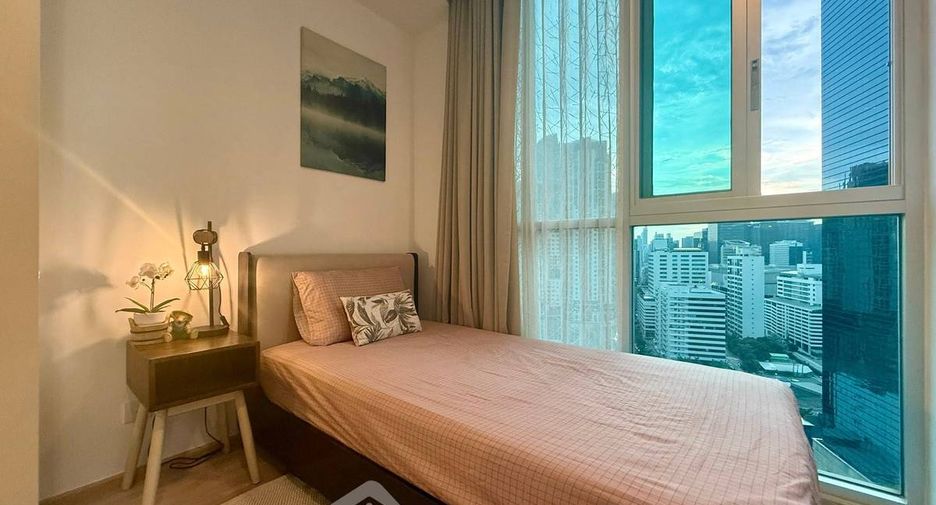 Condo en alquiler de 2 habitaciones en Huai Khwang, Bangkok