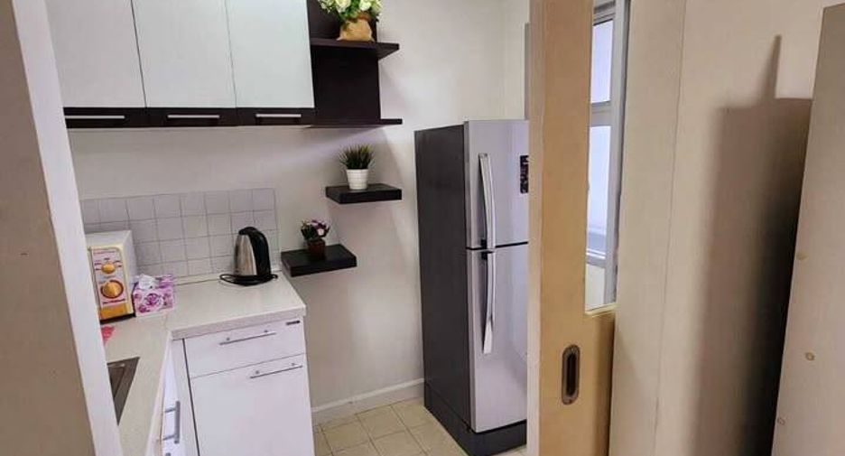 Condo en alquiler de 1 habitaciones en Khlong Toei, Bangkok
