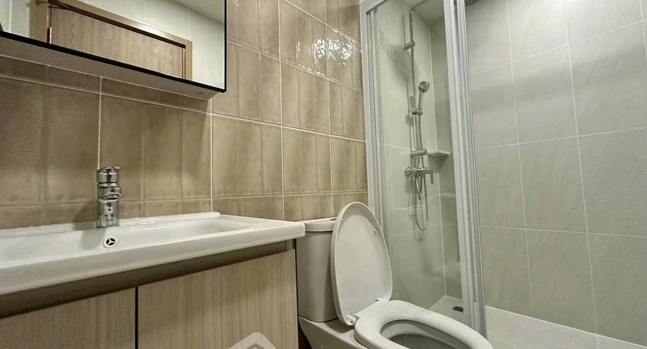 For rent 2 ベッドルーム condo in Watthana, Bangkok