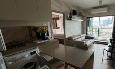 For rent 2 bedrooms condo in Phra Khanong, Bangkok