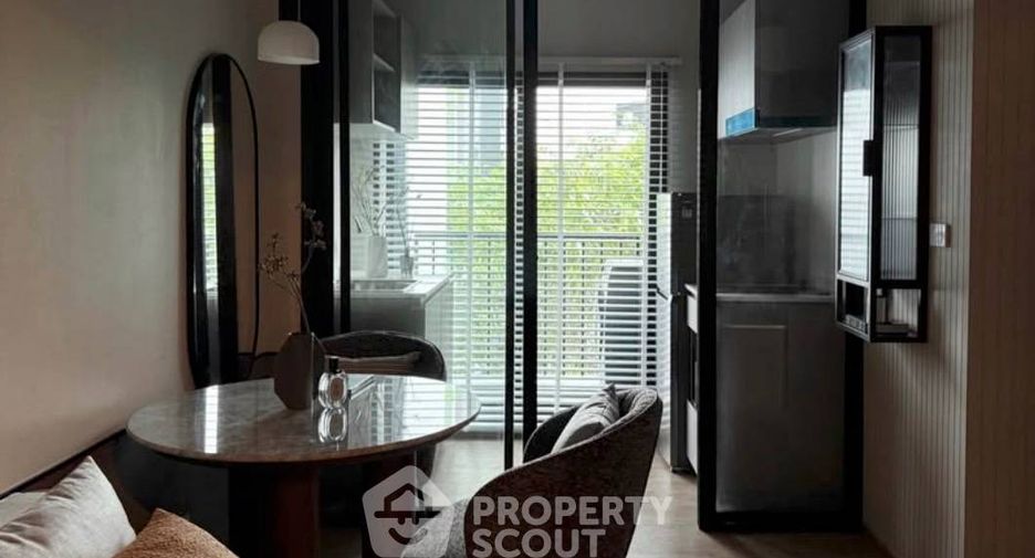 For rent 1 bed condo in Phaya Thai, Bangkok