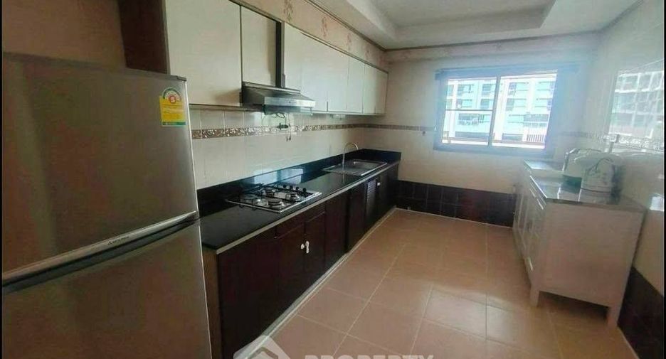 Apartment zur Miete mit 3 Zimmer in Watthana, Bangkok