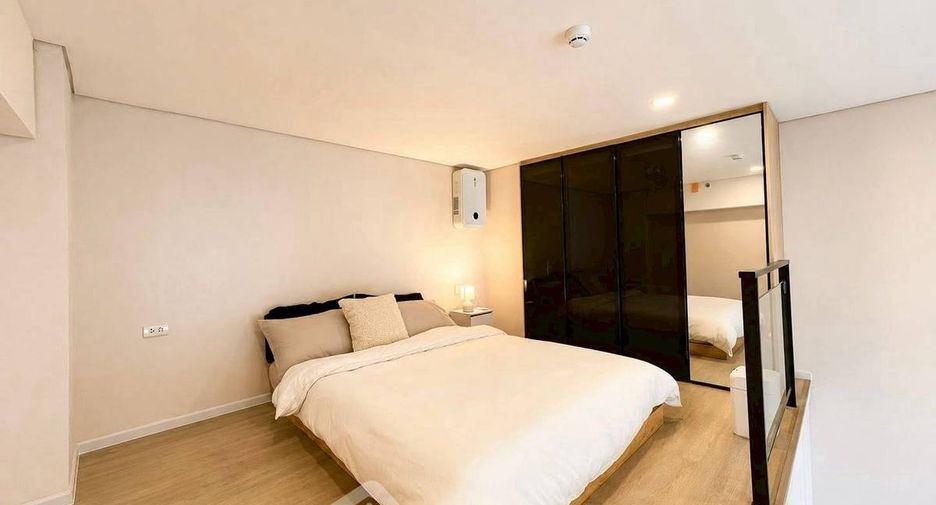 For rent 1 bed condo in Huai Khwang, Bangkok