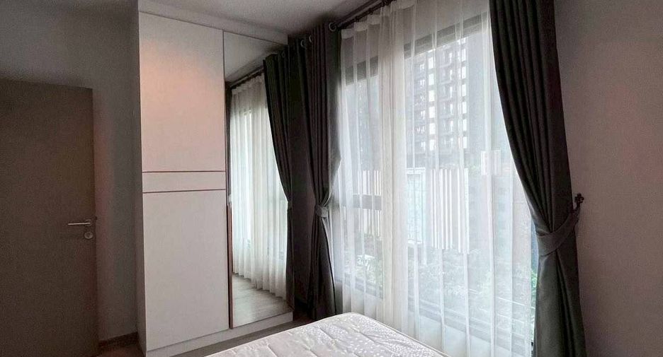 Condo en alquiler de 2 habitaciones en Huai Khwang, Bangkok
