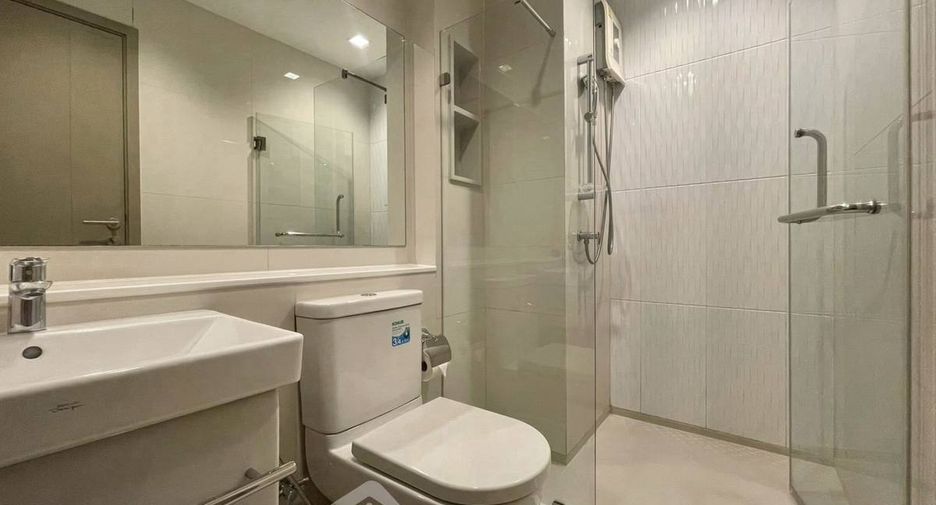 Condo en alquiler de 1 habitaciones en Huai Khwang, Bangkok