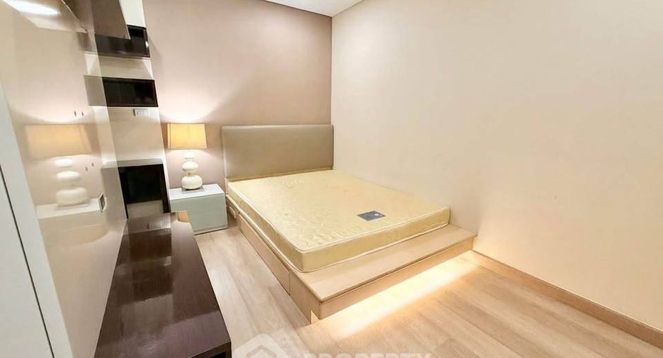 For rent 2 ベッドルーム condo in Pathum Wan, Bangkok