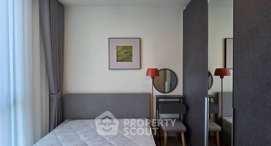 For rent 2 bedrooms condo in Huai Khwang, Bangkok