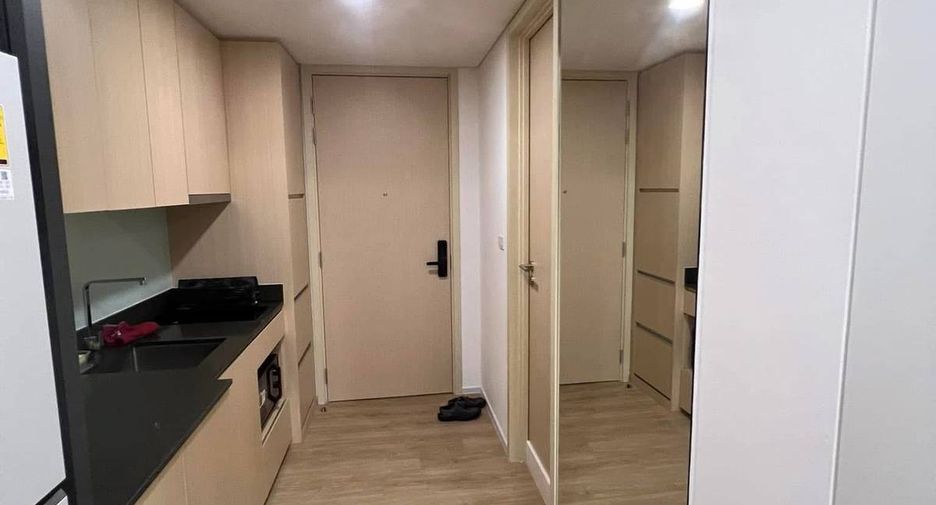 For rent 1 bed condo in Huai Khwang, Bangkok