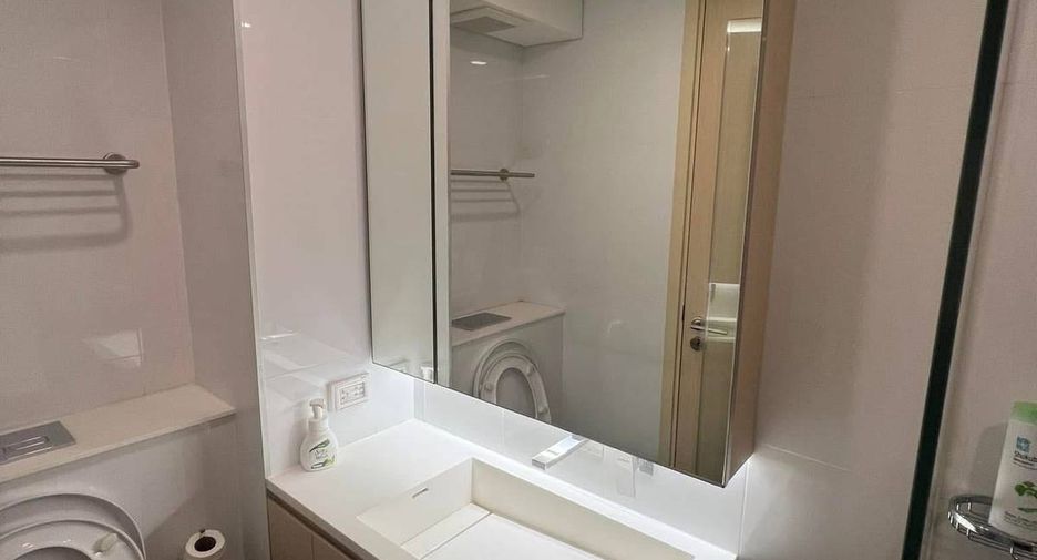 For rent 1 bed condo in Huai Khwang, Bangkok