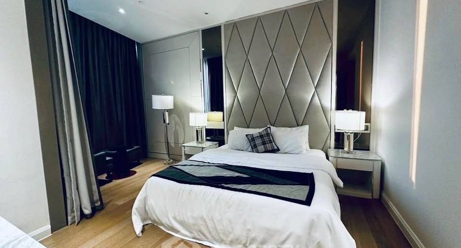 For rent 2 bedrooms condo in Khlong San, Bangkok