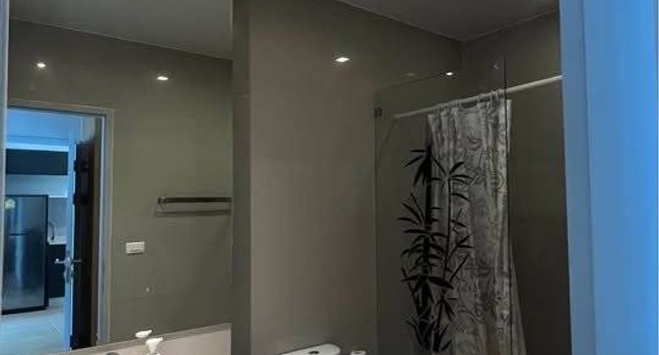 Condo en alquiler de 1 habitaciones en Khlong Toei, Bangkok