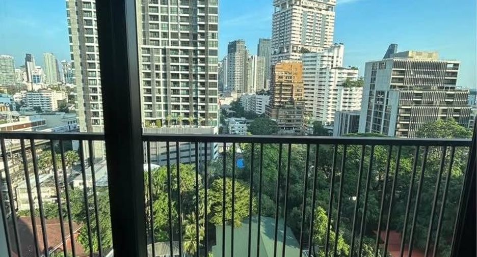 Condo en alquiler de 1 habitaciones en Khlong Toei, Bangkok