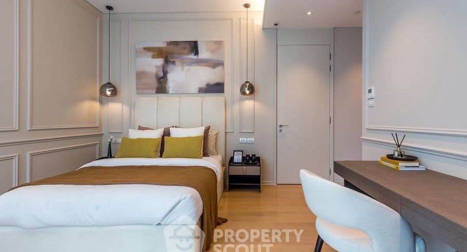 For rent 2 bedrooms condo in Pathum Wan, Bangkok