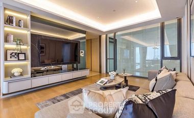 For rent 2 bedrooms condo in Pathum Wan, Bangkok
