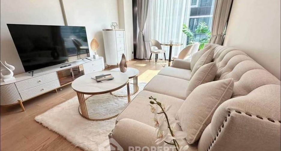 For rent 1 bed condo in Pathum Wan, Bangkok