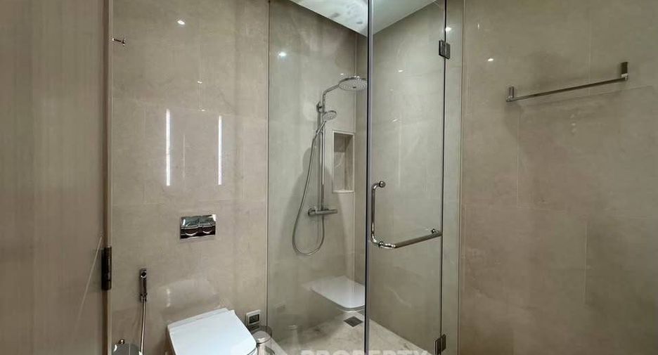 For rent 1 bed condo in Khlong San, Bangkok