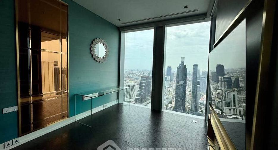 For rent 4 ベッドルーム condo in Sathon, Bangkok