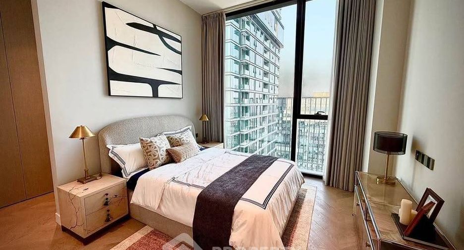 À louer 2 chambres condo à Pathum Wan, Bangkok
