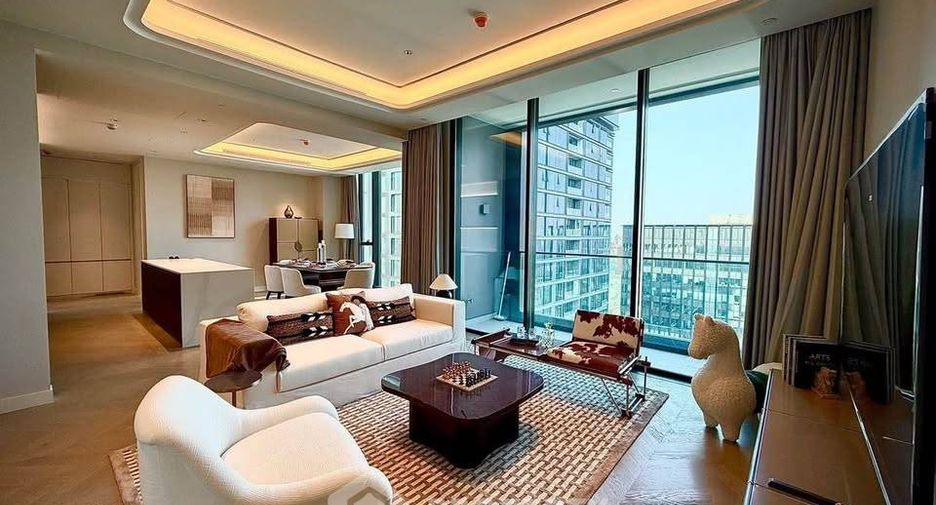 À louer 2 chambres condo à Pathum Wan, Bangkok