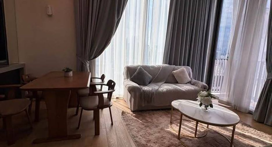 For rent 2 bedrooms condo in Pathum Wan, Bangkok