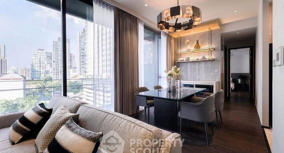 For rent 2 bedrooms condo in Khlong Toei, Bangkok