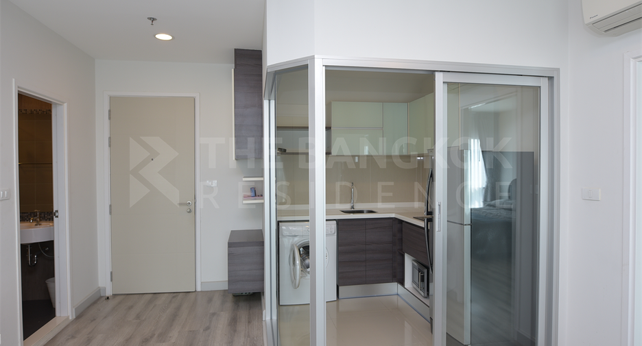 For sale 2 bedrooms condo in Sathon, Bangkok